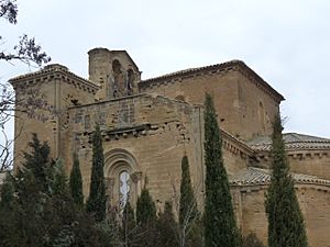 Archivo:Monasterio de Sigena - Vista general 02