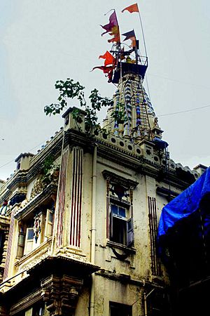 Archivo:Mumbadevi temple