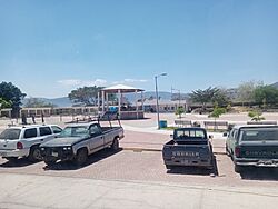 Plaza pública de Chantepec.jpg