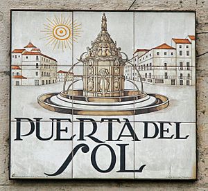 Archivo:Puerta del Sol (Madrid) 07