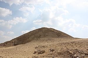 Archivo:Pyramid of Teti 2010 2