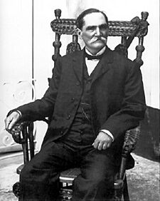 Tomas estrada palma.jpg