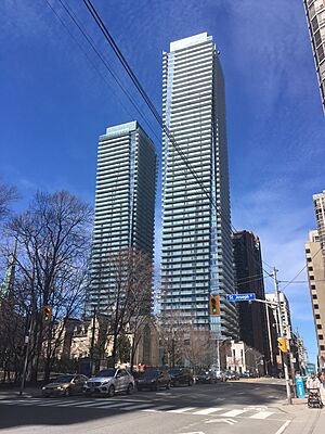 Archivo:U Condominiums Toronto