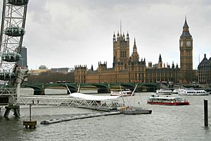 Archivo:Waterloo Pier 1