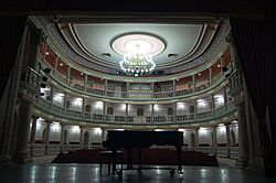 Archivo:1975 DSC 0064 Teatro Morelos Maravatío