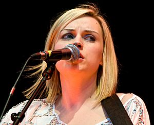 Archivo:Amy MacDonald @ Gröna Lund, Stockholm new