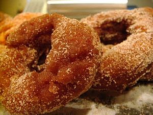 Archivo:Apple cider doughnuts