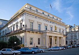 Athenaeum Club, London - Nov 2006.jpg