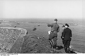 Archivo:Bundesarchiv Bild 101II-MW-5152-14A, Alderney, Fort Albert, Hafen