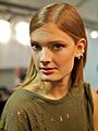 Elie Saab backstage pap p-é 2011 (5058024900)