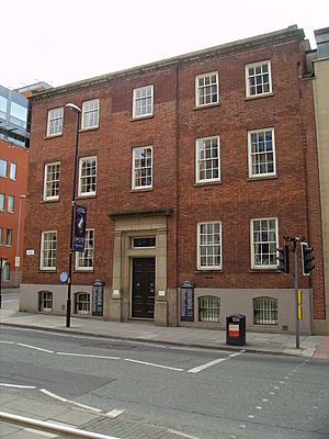 Archivo:Former County Court, Quay Street, Manchester 3
