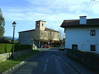 Forua Iglesia de San Martín.JPG
