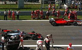 Archivo:Italian GP starting grid (Alonso and Button)