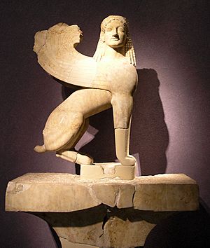 Archivo:KAMA Sphinx funéraire 1