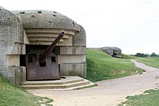 Archivo:Longues-sur-Mer Battery