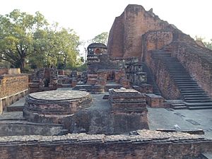 Archivo:Nalanda Sariputta Stupa