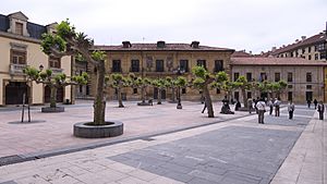 Archivo:Plaza de Daoíz y Velarde
