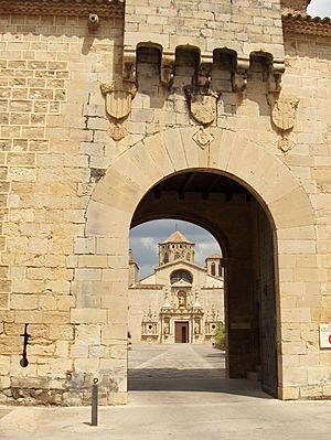 Archivo:Spain PobletMonastry Entrance