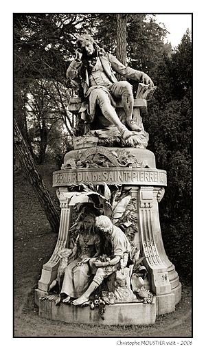 Archivo:Statue of J.H.Bernardin de Saint-Pierre
