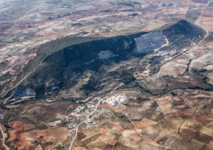 Archivo:Vista aérea de la Sierra de Esparterosf