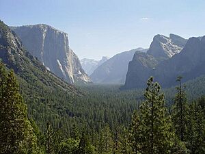 Archivo:YosemiteValley12