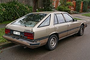 Archivo:1983 Nissan Skyline (R30) 2.4E hatchback (2015-08-07) 02