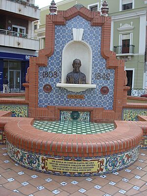 Archivo:Almendralejo - 009 (30073614924)