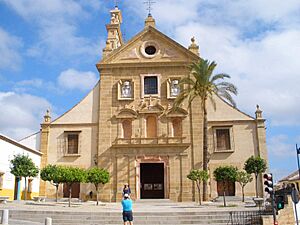 Archivo:Antequera - Iglesia-Convento de la Santísima Trinidad 04n