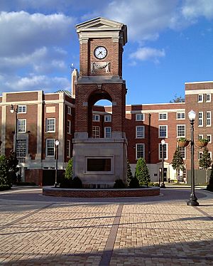 Archivo:Autherine Lucy Clock Tower