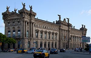 Archivo:Barcelona Old Customs House (5827839805)