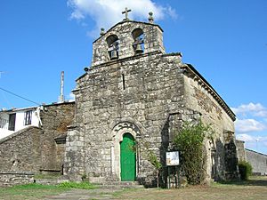 Archivo:Igrexa de Santiago de Baamonde