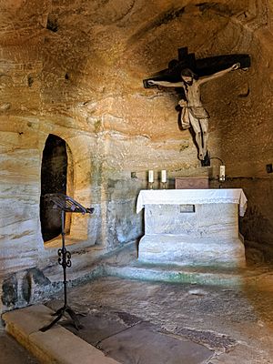 Archivo:Interior de la iglesia de los Santos Justo y Pastor, Olleros de Pisuerga 02