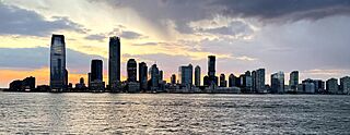Jersey City Skyline sunset (cropped).jpg