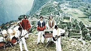 Archivo:Los Jaivas en Machu Picchu
