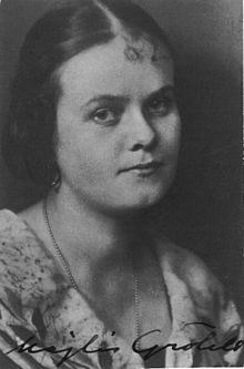 Maija-Grotell-1920s.jpg