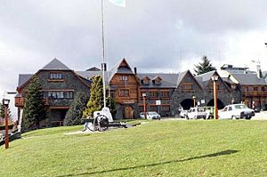 Archivo:Museo de la Patagonia (edited)