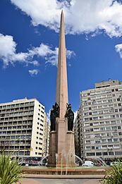 Archivo:Obelisco de los Constituyentes de 1830