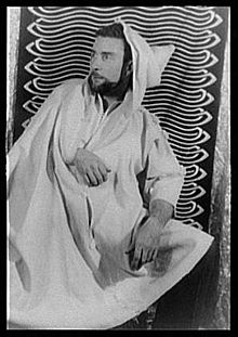 Portrait of Brion Gysin LCCN2004662972.jpg