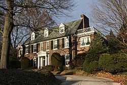 Archivo:The Kelly Family House in East Falls, Philadelphia 02