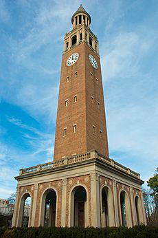 Archivo:The Morehead Patterson Bell Tower