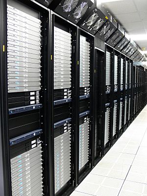 Archivo:Virginia tech xserve cluster