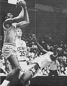 1986 Duke v Old Dominion - Kenny Gattison floors David Henderson.jpg
