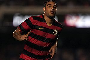 Archivo:Adriano Leite Ribeiro