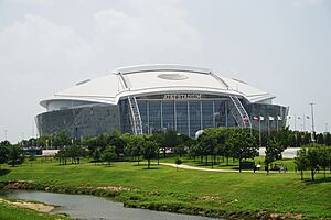 Archivo:Arlington June 2020 2 (AT&T Stadium)