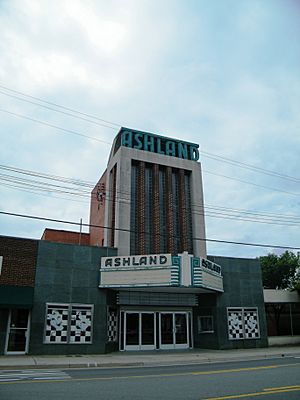 Archivo:Ashland Theater - Ashland, Virginia - Stierch