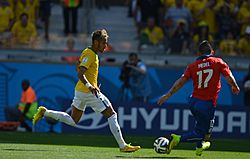 Archivo:Brazil vs. Chile in Mineirão 02