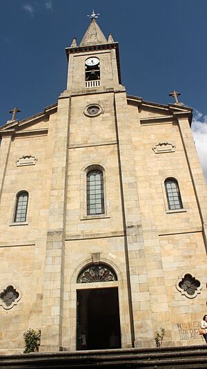 Archivo:Caldas de Reyes - panoramio