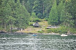 Compound on north side of Decatur Island 02 (20455667162).jpg