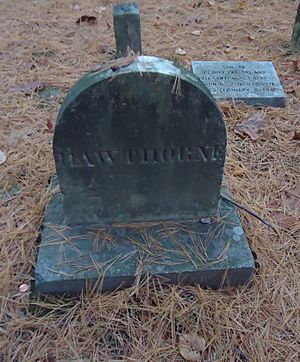 Archivo:Concord Massachusetts gravesite of Nathaniel Hawthorne