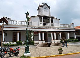 Centro Cultural Jorge Jiménez Cantú